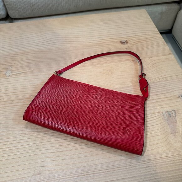 Louis Vuitton Red Epi Pochette - Picture 1 of 14